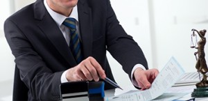 Gordon Law Firm offers professional business lawyers to uphold contract law in Houston, TX.